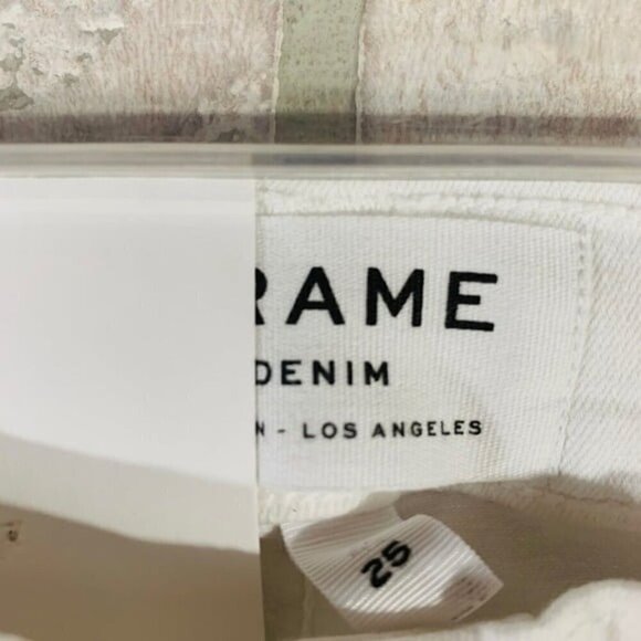 Frame NWT Le High Skinny Distressed Blanc … - Picture 6 of 11